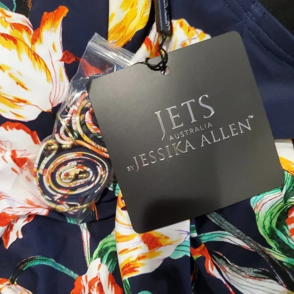 Jets Jessika Allen Australia Galleria size 8 Bandeau strapless women swimsuit - Picture 8 of 15